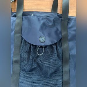 Navy Blue Lululemon Take it on Tote Bag 24L